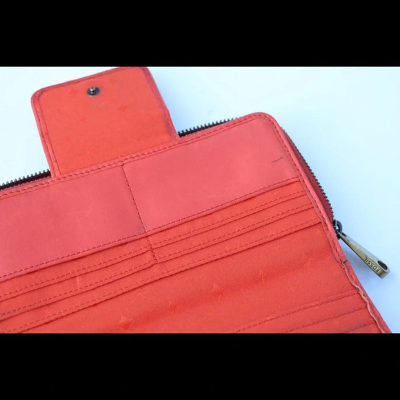 Fossil zip around wallet - Picture 5 of 8